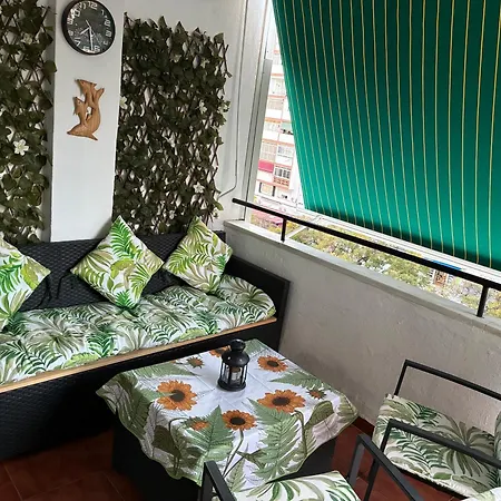 Cris House, Arroyo De La Miel * ベナルマデナ